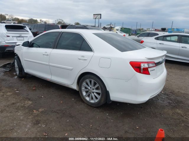 Photo 2 VIN: 4T1BF1FK5EU739155 - TOYOTA CAMRY 