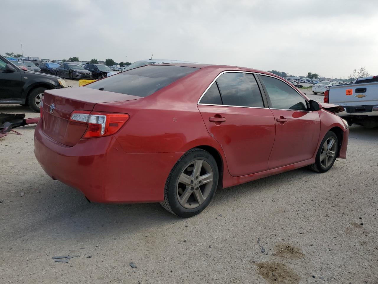 Photo 2 VIN: 4T1BF1FK5EU801881 - TOYOTA CAMRY 