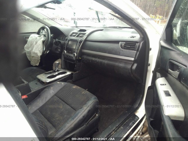 Photo 4 VIN: 4T1BF1FK5EU807583 - TOYOTA CAMRY 