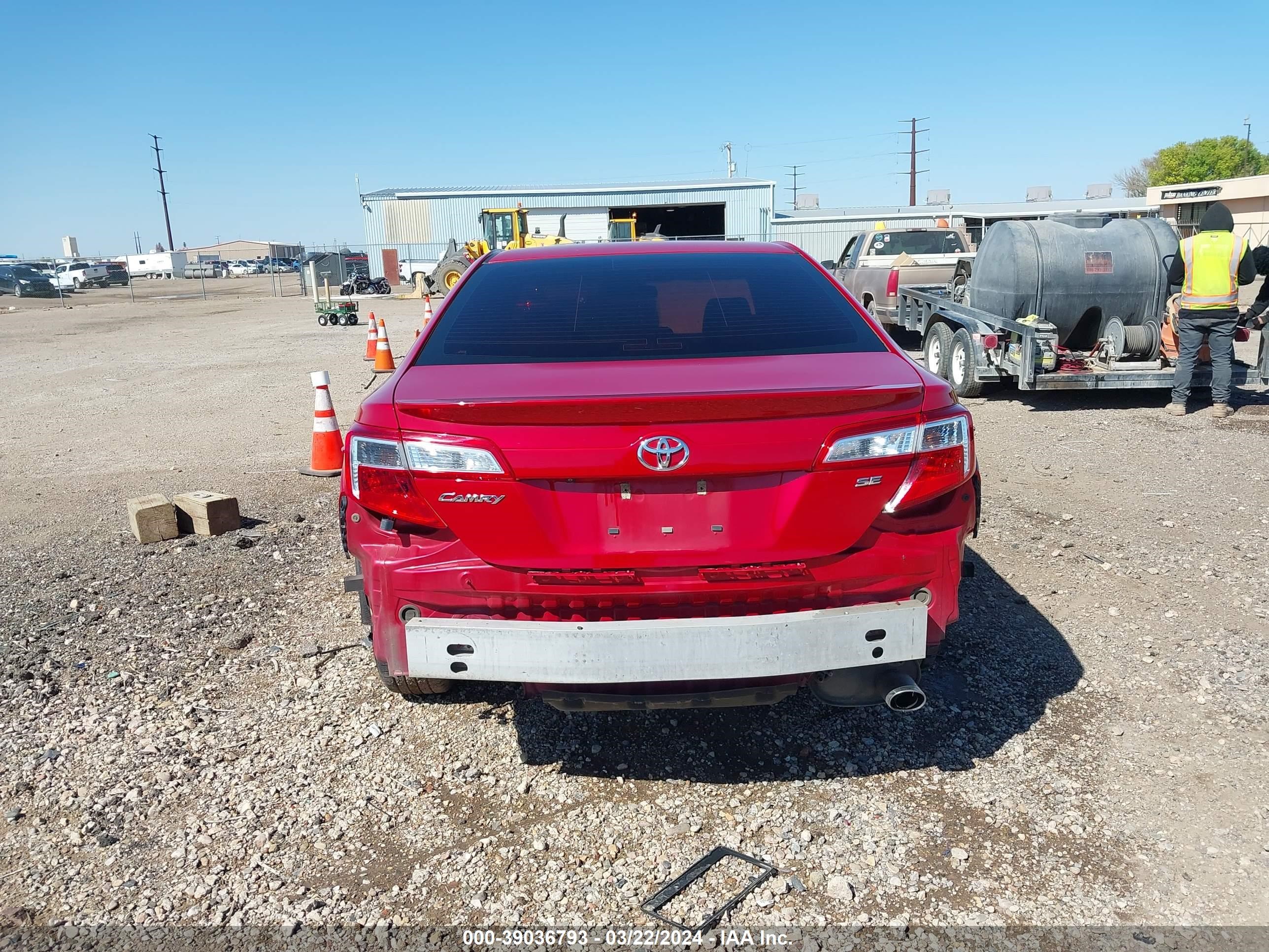 Photo 15 VIN: 4T1BF1FK5EU826666 - TOYOTA CAMRY 