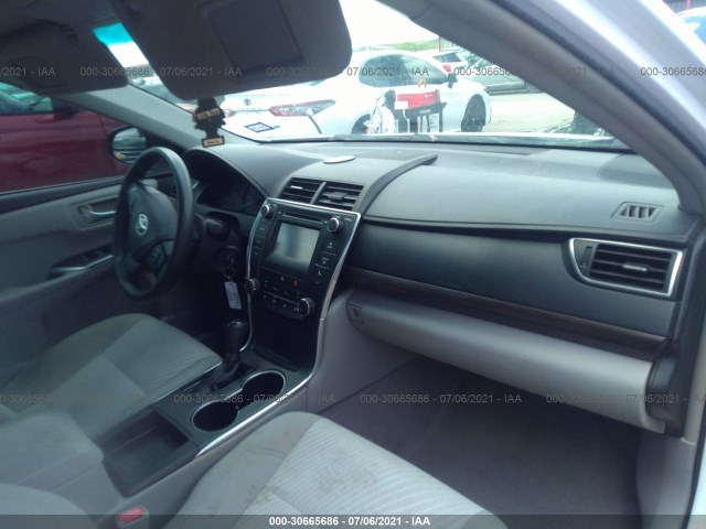 Photo 4 VIN: 4T1BF1FK5FU016097 - TOYOTA CAMRY 