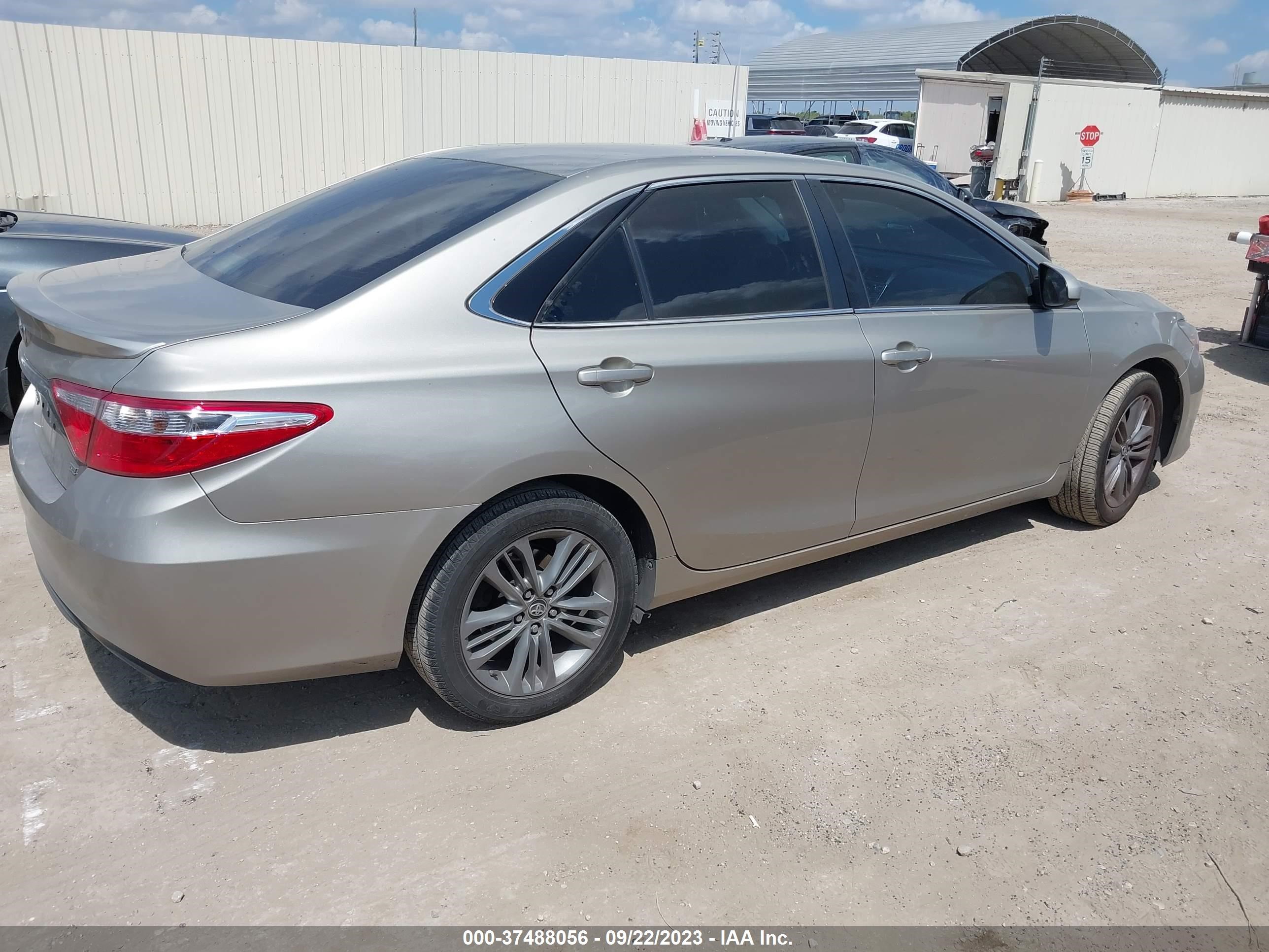 Photo 3 VIN: 4T1BF1FK5FU066997 - TOYOTA CAMRY 