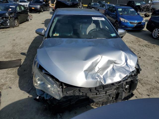 Photo 4 VIN: 4T1BF1FK5FU488526 - TOYOTA CAMRY LE 