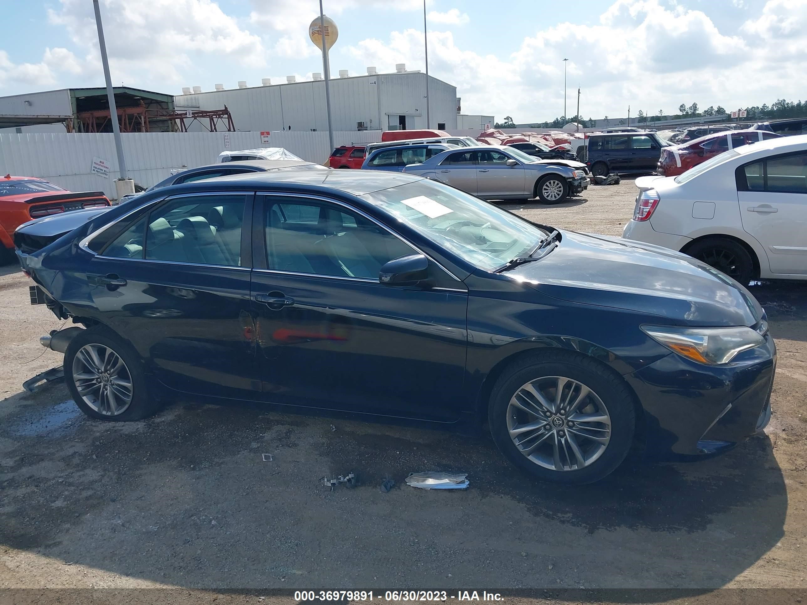 Photo 12 VIN: 4T1BF1FK5FU983048 - TOYOTA CAMRY 