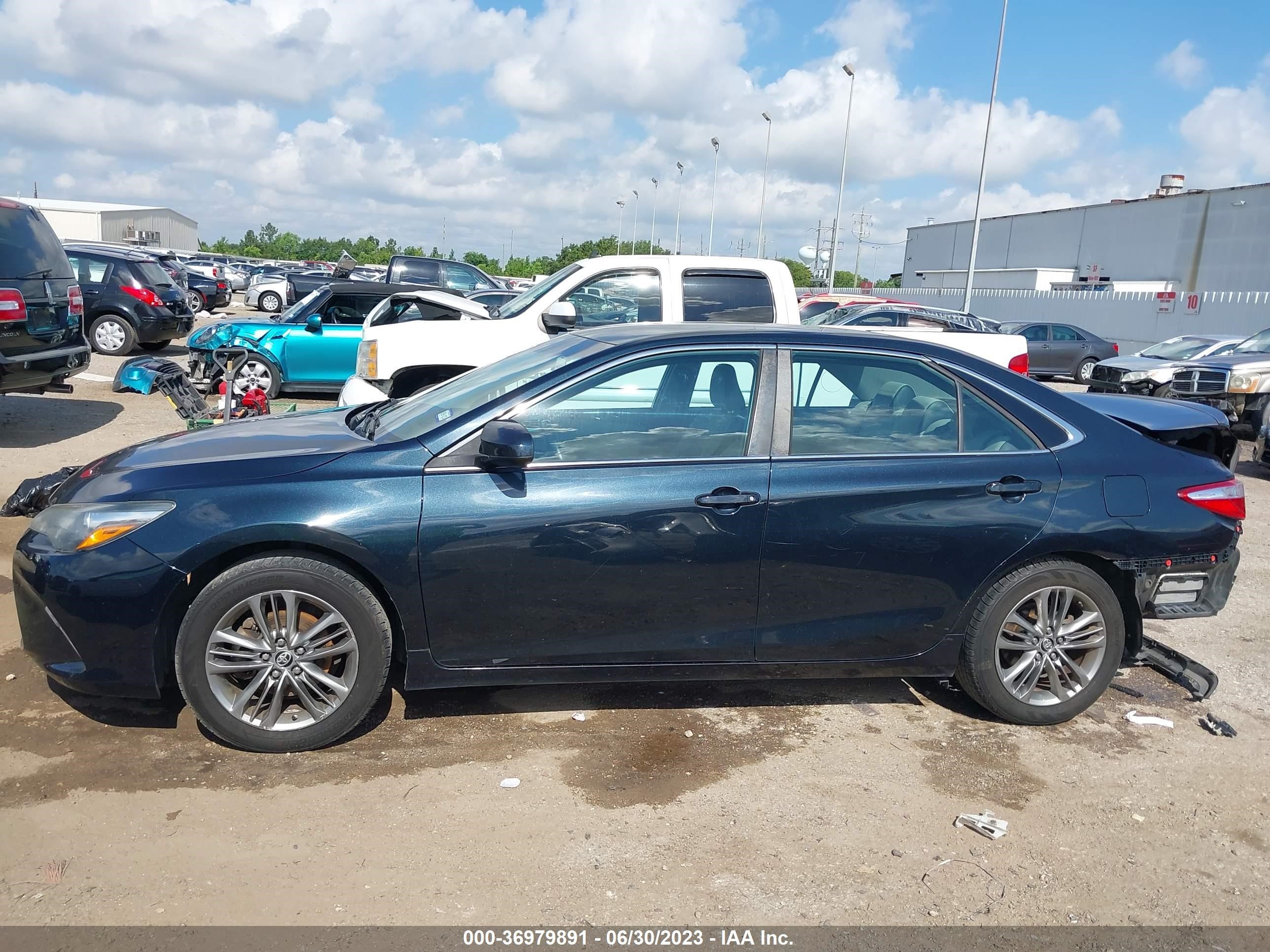 Photo 13 VIN: 4T1BF1FK5FU983048 - TOYOTA CAMRY 