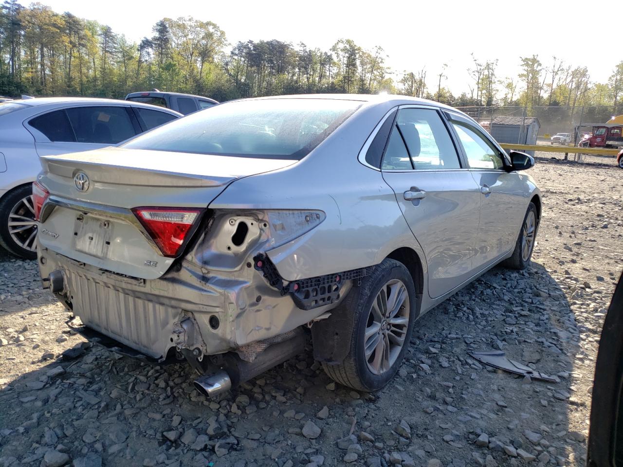 Photo 2 VIN: 4T1BF1FK5GU210002 - TOYOTA CAMRY 