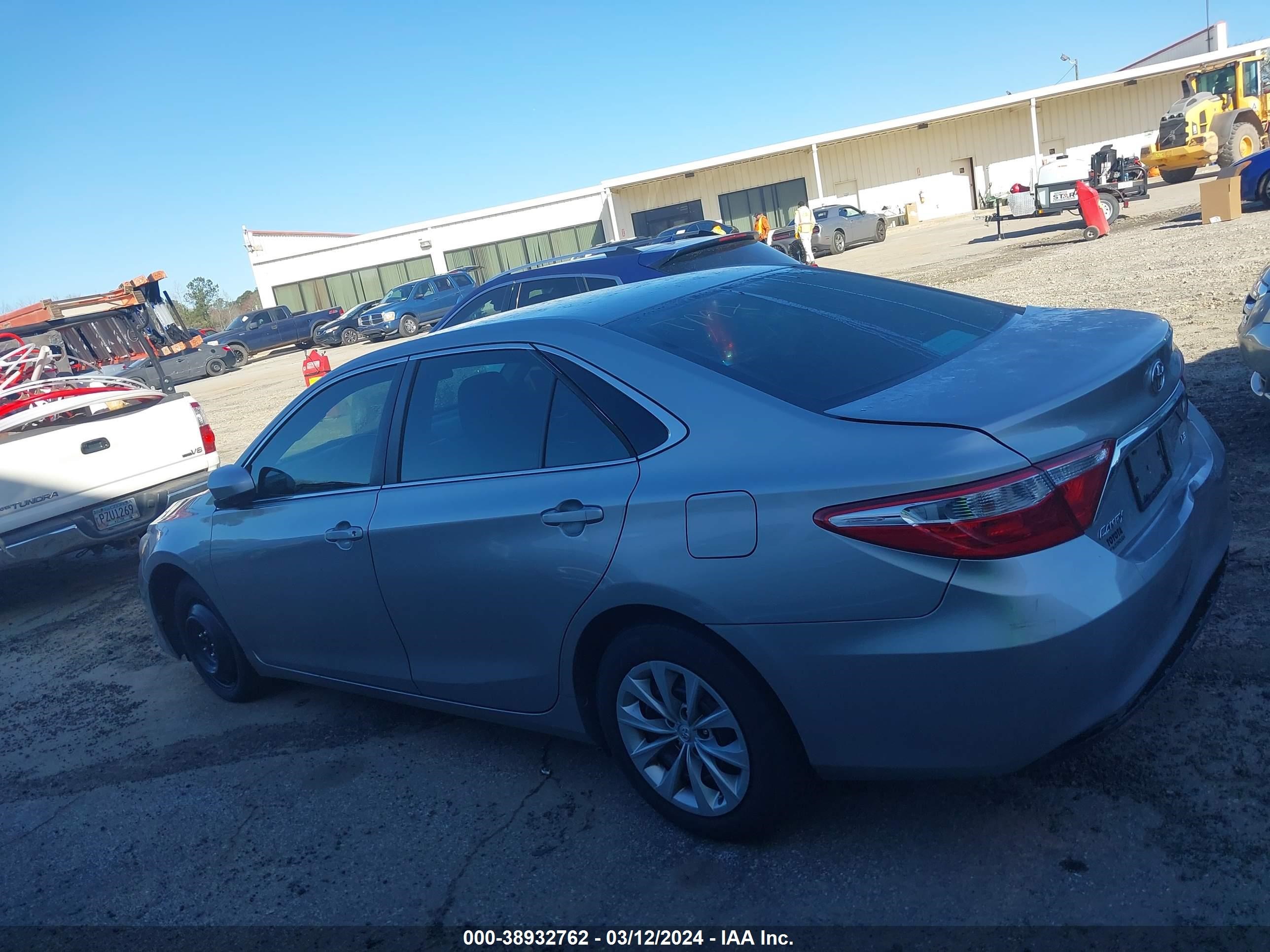 Photo 13 VIN: 4T1BF1FK5HU311512 - TOYOTA CAMRY 