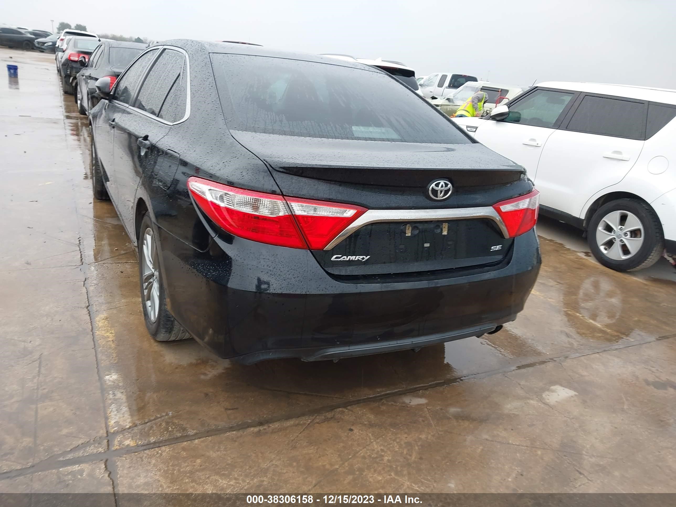 Photo 16 VIN: 4T1BF1FK5HU661612 - TOYOTA CAMRY 