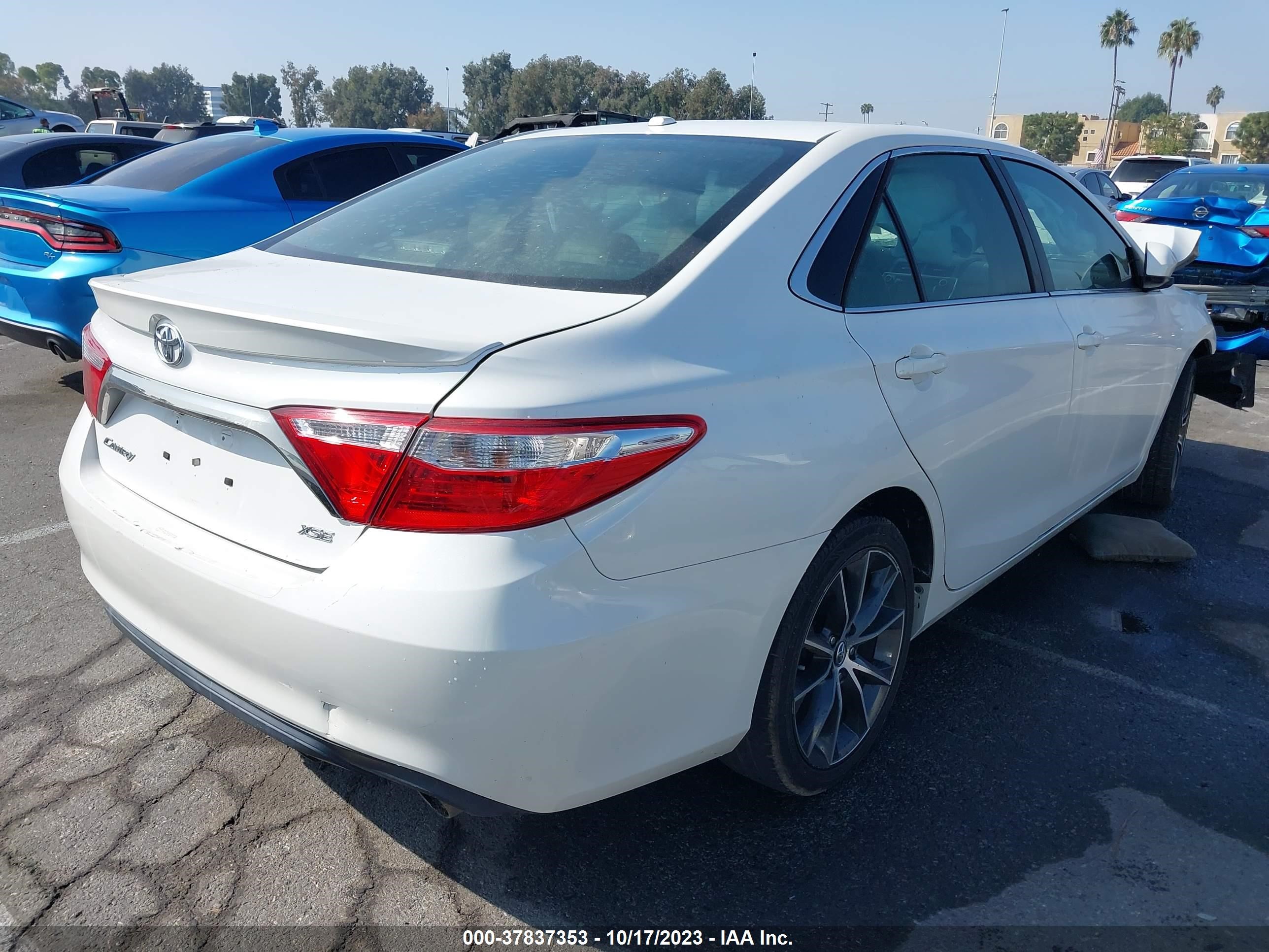 Photo 3 VIN: 4T1BF1FK5HU713952 - TOYOTA CAMRY 