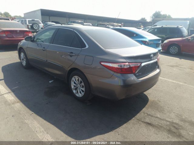 Photo 2 VIN: 4T1BF1FK5HU779059 - TOYOTA CAMRY 