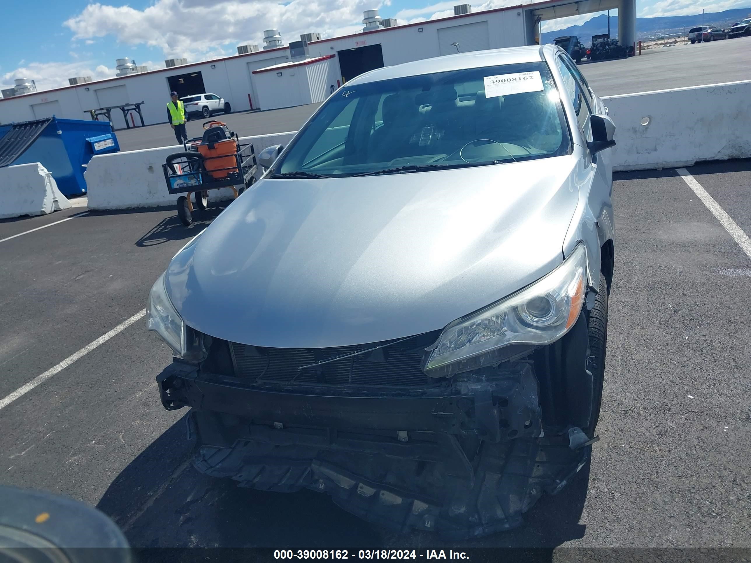 Photo 12 VIN: 4T1BF1FK5HU779188 - TOYOTA CAMRY 