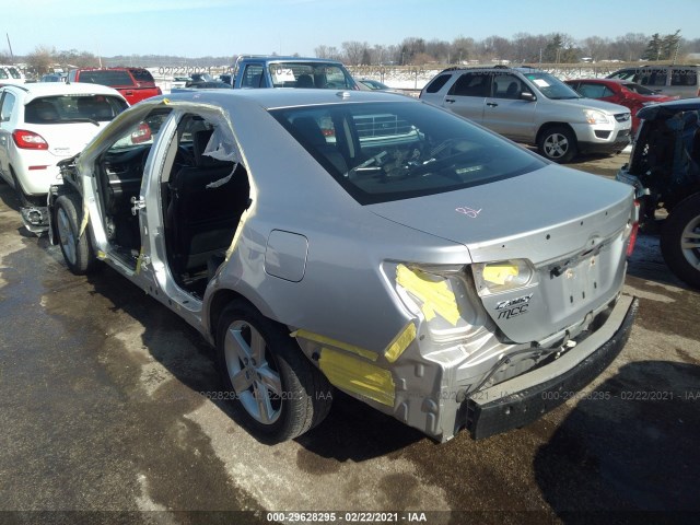 Photo 2 VIN: 4T1BF1FK6CU016041 - TOYOTA CAMRY 