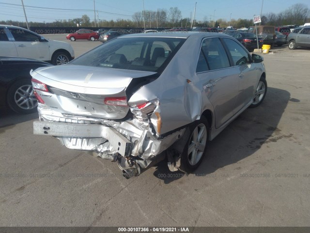 Photo 3 VIN: 4T1BF1FK6CU021286 - TOYOTA CAMRY 