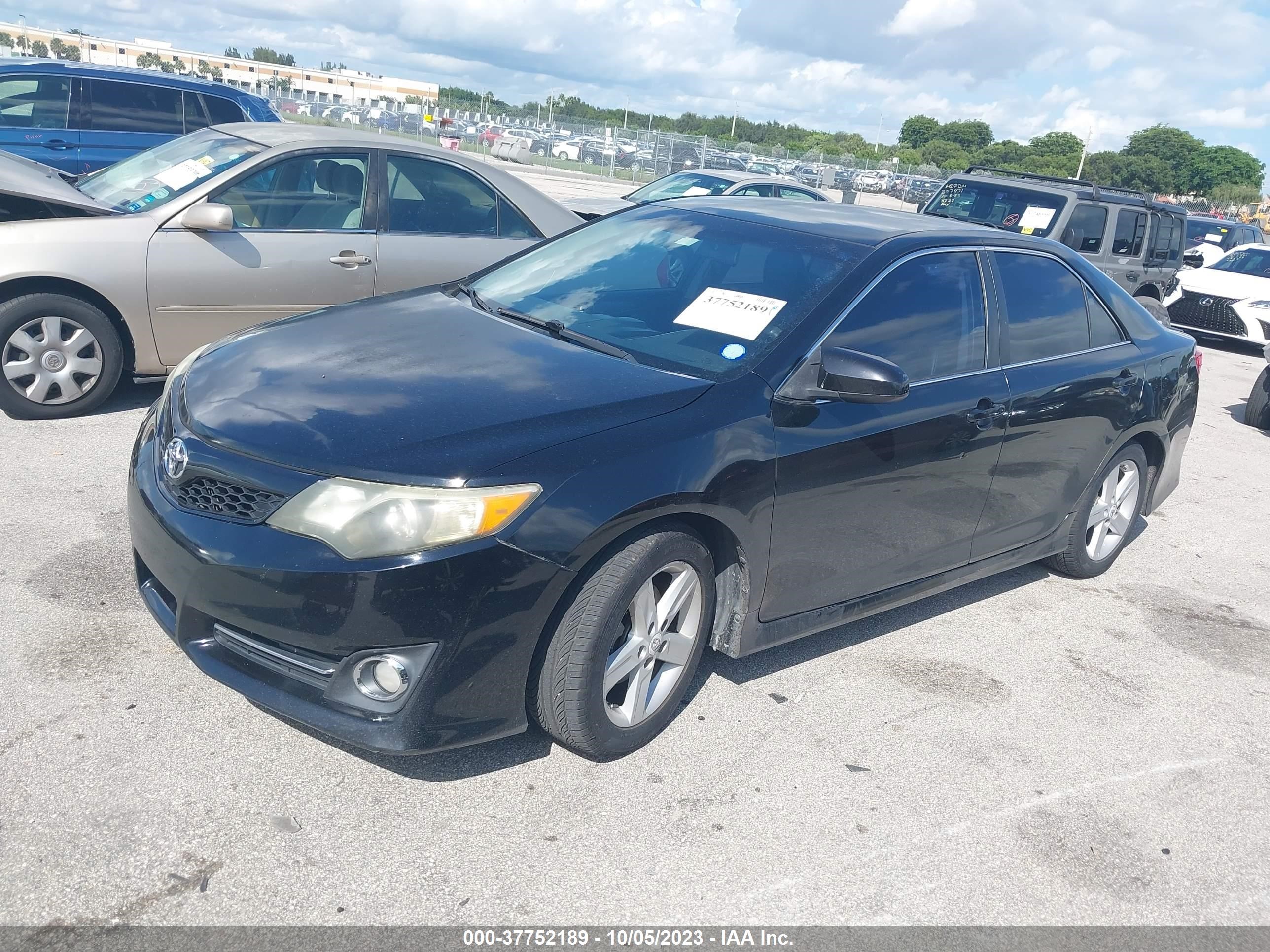 Photo 1 VIN: 4T1BF1FK6CU043515 - TOYOTA CAMRY 