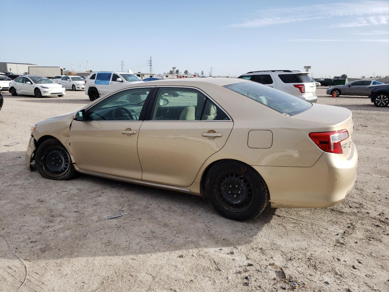 Photo 1 VIN: 4T1BF1FK6CU056488 - TOYOTA CAMRY 