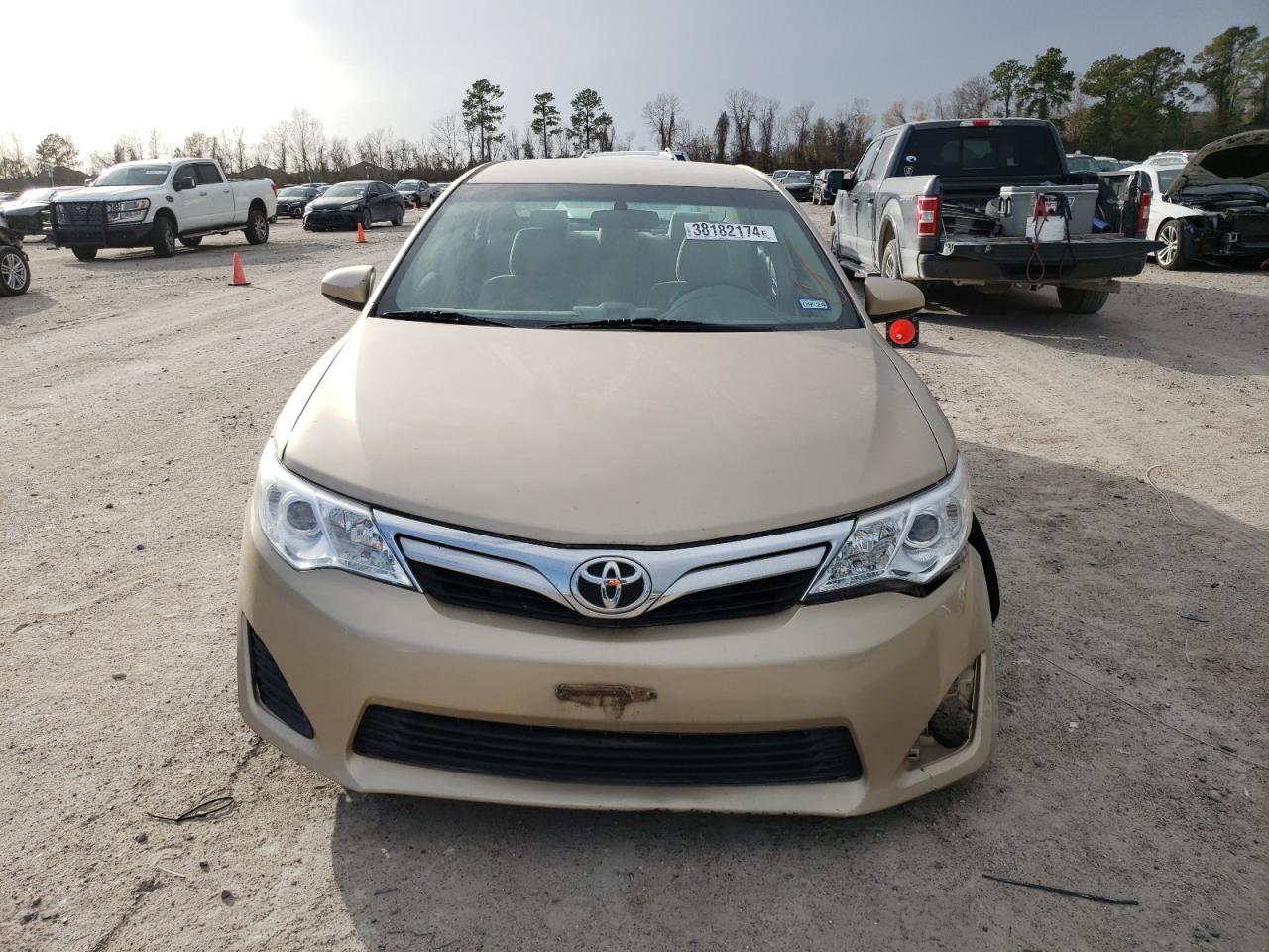 Photo 4 VIN: 4T1BF1FK6CU056488 - TOYOTA CAMRY 