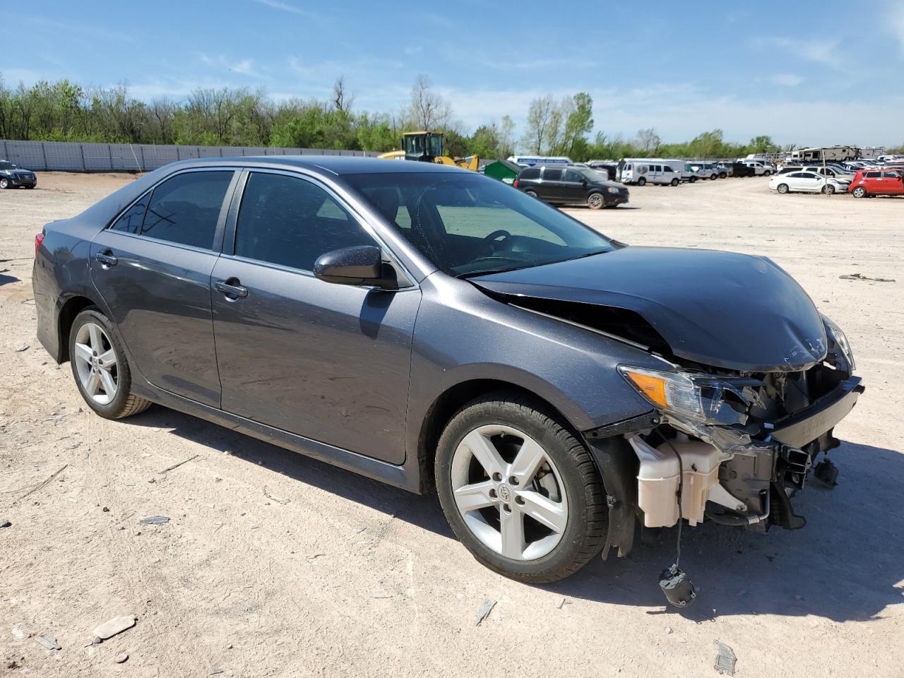 Photo 3 VIN: 4T1BF1FK6CU116995 - TOYOTA CAMRY 