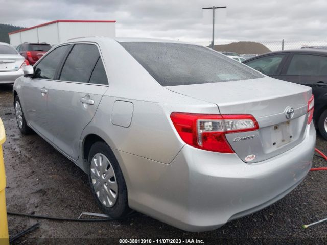 Photo 2 VIN: 4T1BF1FK6CU125096 - TOYOTA CAMRY 