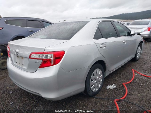 Photo 3 VIN: 4T1BF1FK6CU125096 - TOYOTA CAMRY 