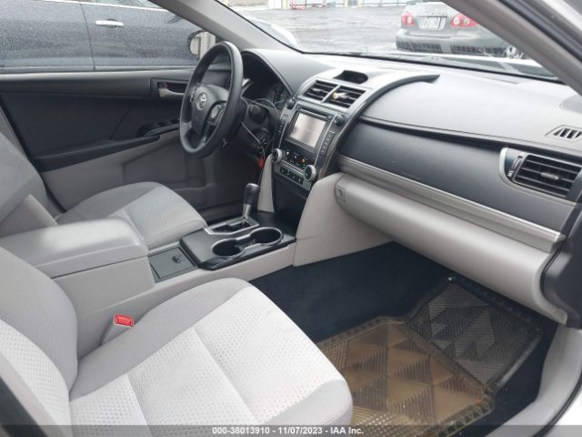 Photo 4 VIN: 4T1BF1FK6CU125096 - TOYOTA CAMRY 