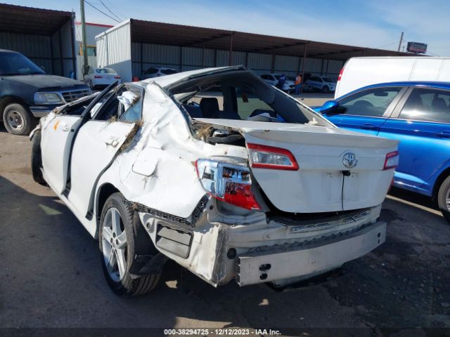 Photo 2 VIN: 4T1BF1FK6CU144103 - TOYOTA CAMRY 