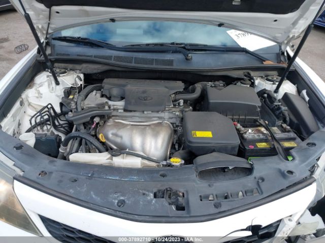 Photo 9 VIN: 4T1BF1FK6CU532643 - TOYOTA CAMRY 