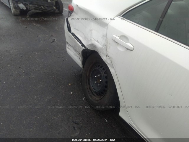 Photo 5 VIN: 4T1BF1FK6CU551466 - TOYOTA CAMRY 