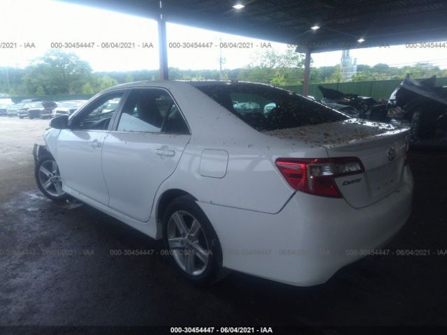 Photo 2 VIN: 4T1BF1FK6CU554108 - TOYOTA CAMRY 