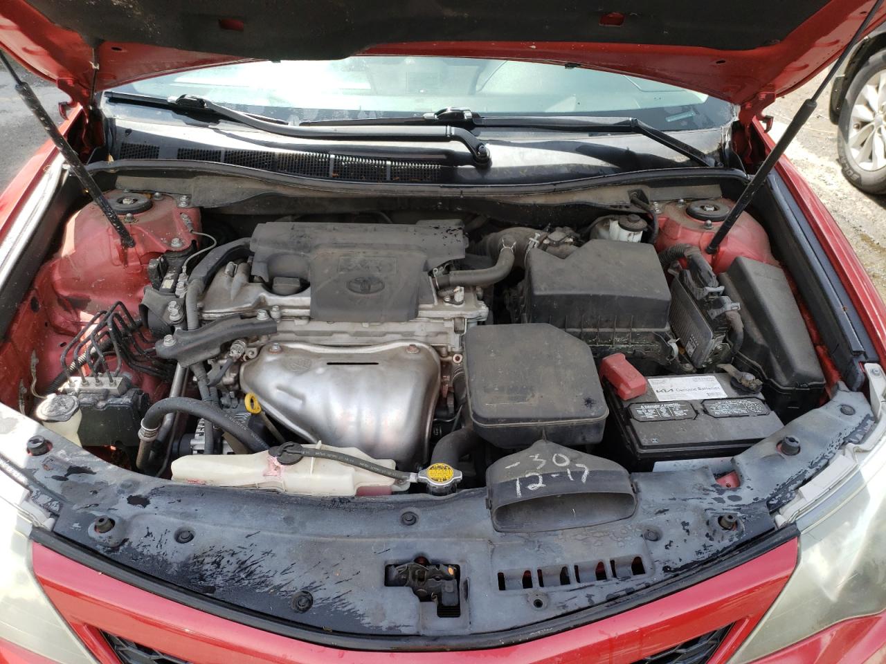 Photo 10 VIN: 4T1BF1FK6CU584418 - TOYOTA CAMRY 