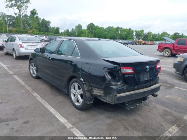 Photo 2 VIN: 4T1BF1FK6CU594933 - TOYOTA CAMRY 