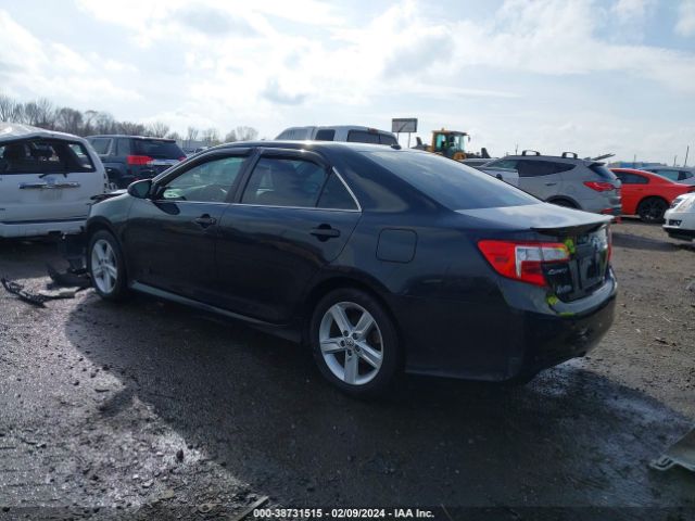 Photo 2 VIN: 4T1BF1FK6DU231811 - TOYOTA CAMRY 