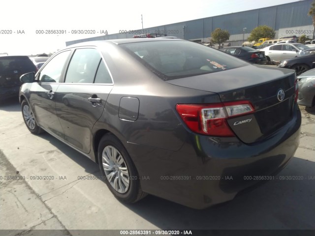 Photo 2 VIN: 4T1BF1FK6DU237706 - TOYOTA CAMRY 