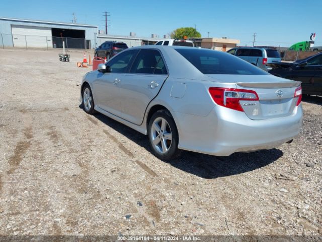 Photo 2 VIN: 4T1BF1FK6DU262895 - TOYOTA CAMRY 