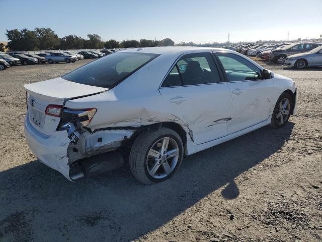 Photo 2 VIN: 4T1BF1FK6DU642948 - TOYOTA CAMRY L 