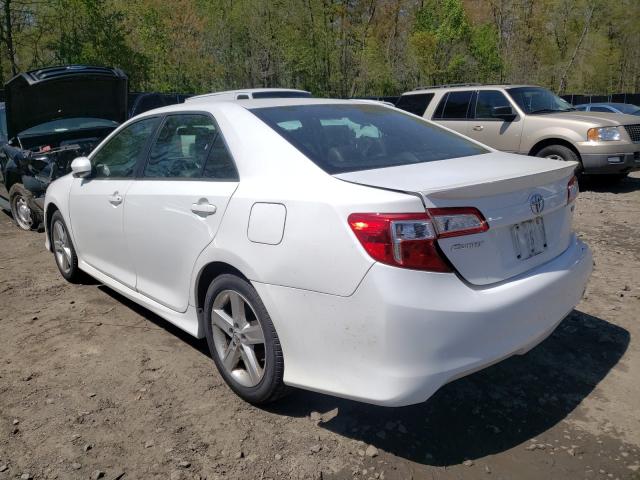 Photo 2 VIN: 4T1BF1FK6DU689994 - TOYOTA CAMRY L 