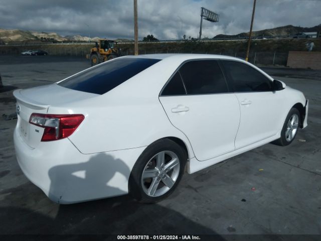 Photo 3 VIN: 4T1BF1FK6DU725943 - TOYOTA CAMRY 