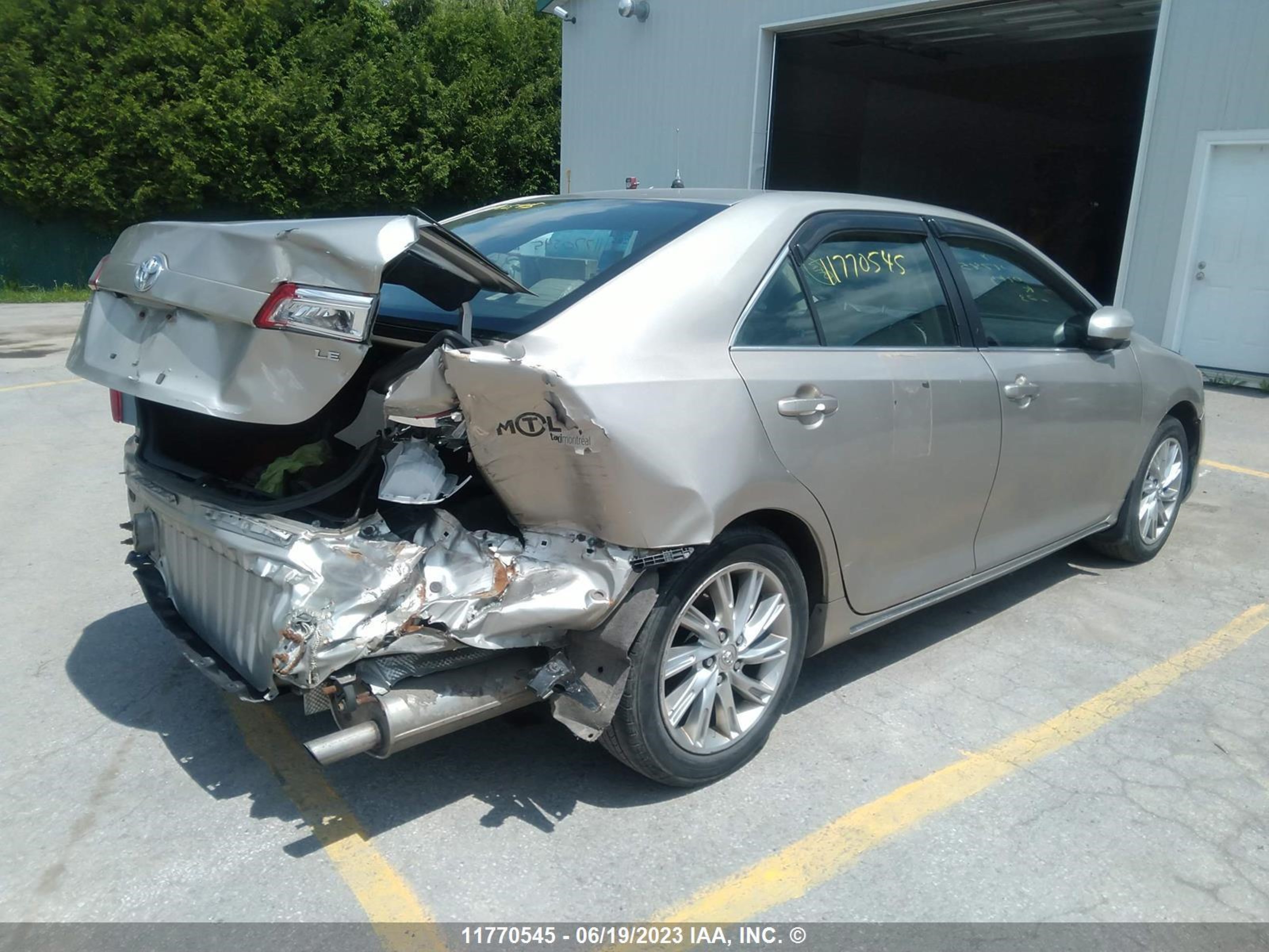 Photo 3 VIN: 4T1BF1FK6EU301745 - TOYOTA CAMRY 