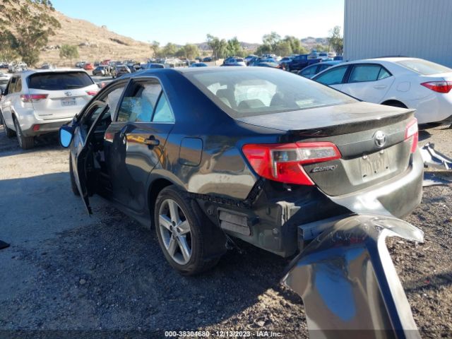 Photo 2 VIN: 4T1BF1FK6EU332381 - TOYOTA CAMRY 