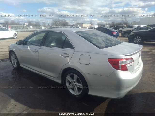 Photo 2 VIN: 4T1BF1FK6EU370970 - TOYOTA CAMRY 