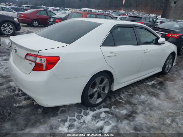 Photo 3 VIN: 4T1BF1FK6EU447675 - TOYOTA CAMRY 