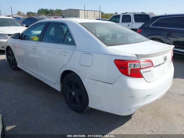 Photo 2 VIN: 4T1BF1FK6EU735972 - TOYOTA CAMRY 