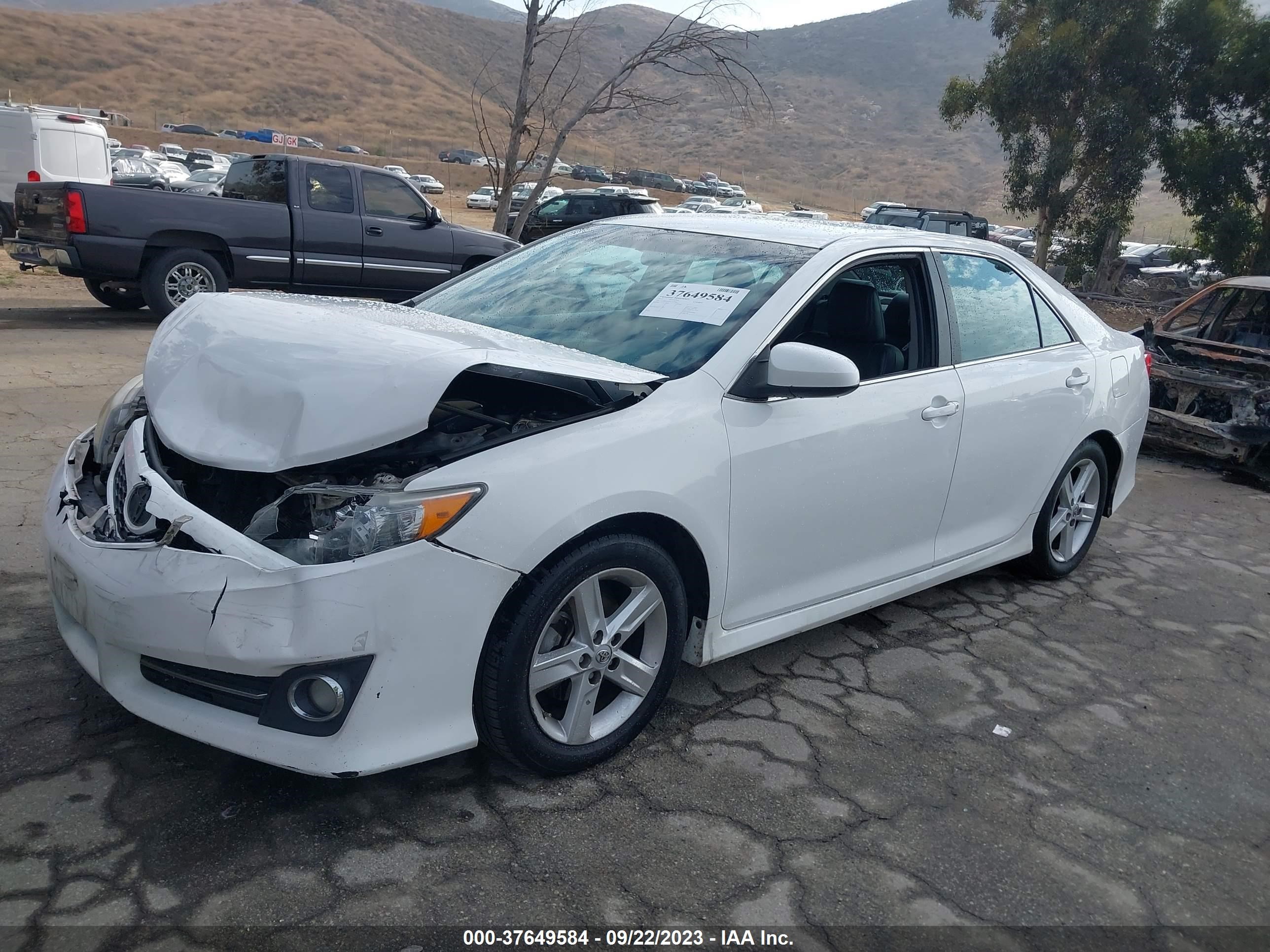 Photo 1 VIN: 4T1BF1FK6EU739844 - TOYOTA CAMRY 