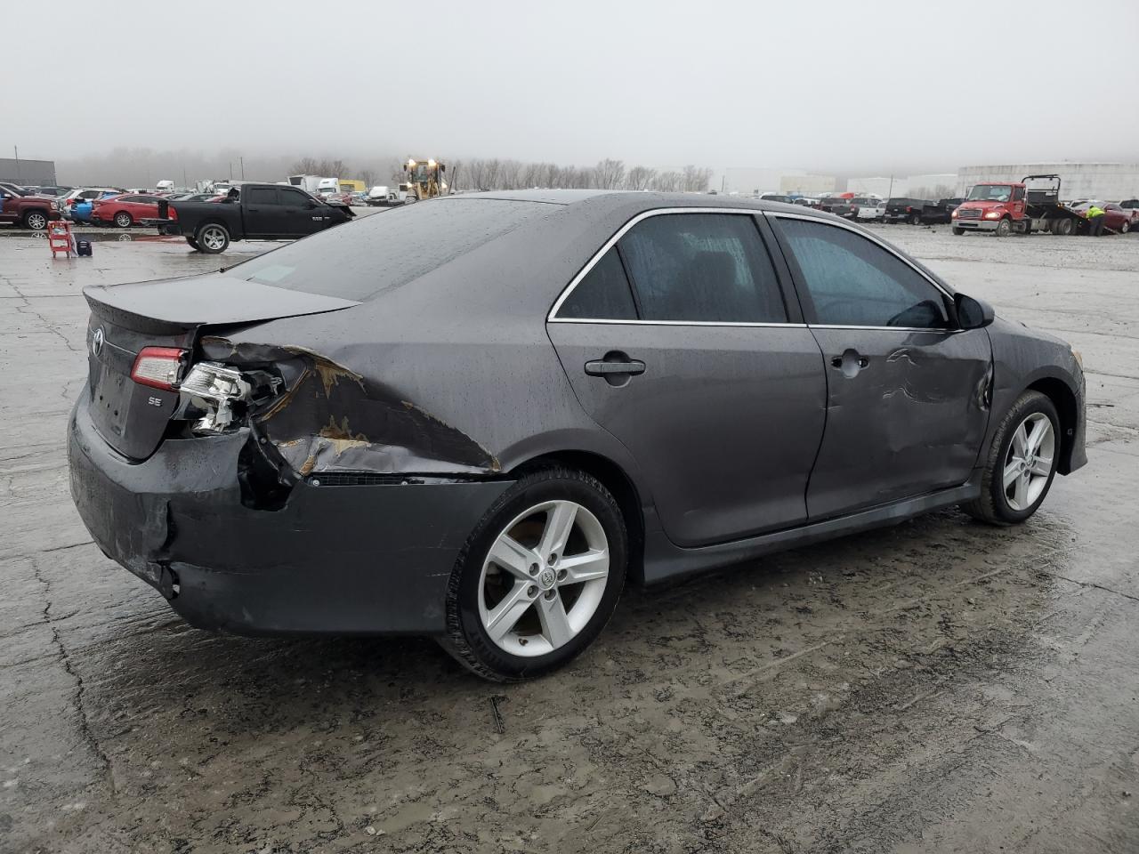 Photo 2 VIN: 4T1BF1FK6EU807074 - TOYOTA CAMRY 