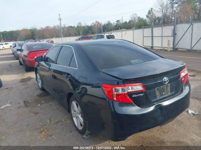 Photo 2 VIN: 4T1BF1FK6EU821699 - TOYOTA CAMRY 