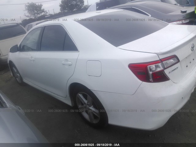 Photo 2 VIN: 4T1BF1FK6EU824036 - TOYOTA CAMRY 