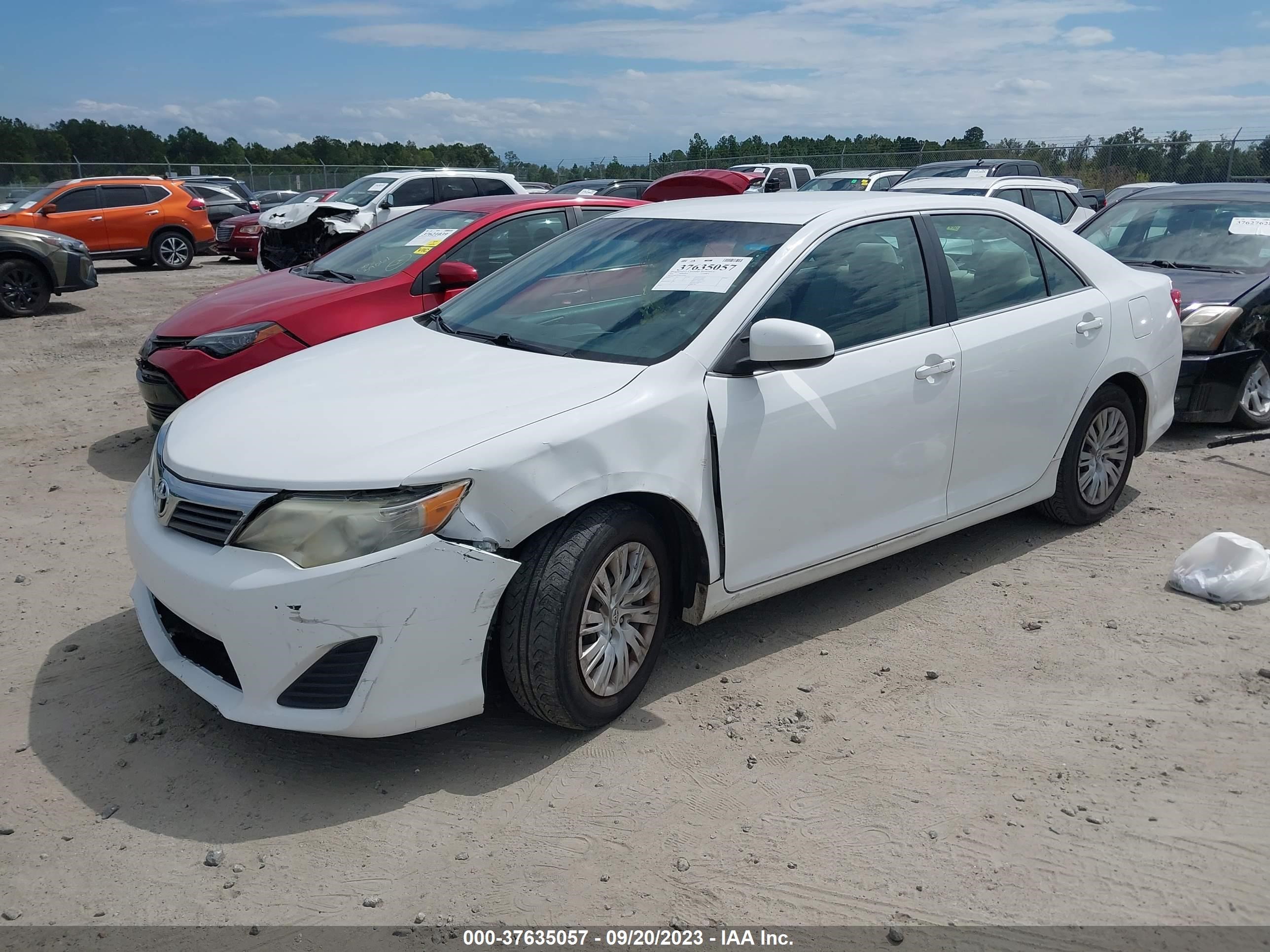 Photo 1 VIN: 4T1BF1FK6EU834985 - TOYOTA CAMRY 