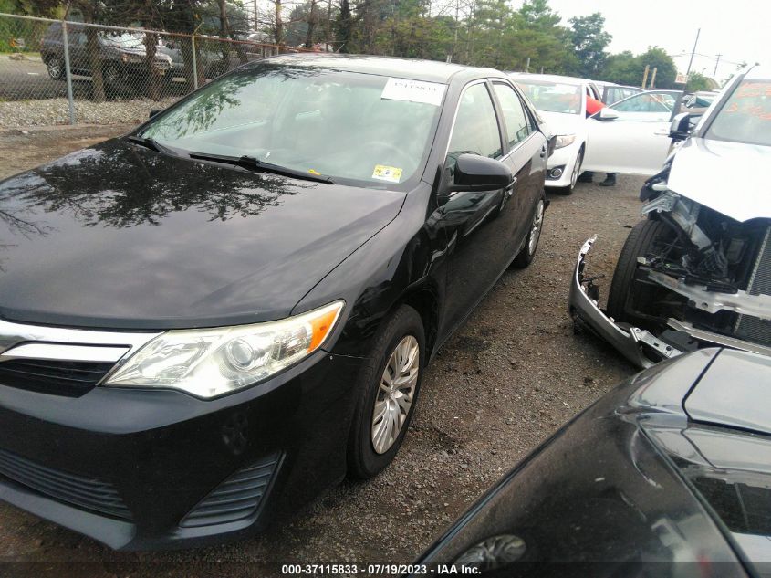 Photo 1 VIN: 4T1BF1FK6EU850118 - TOYOTA CAMRY 