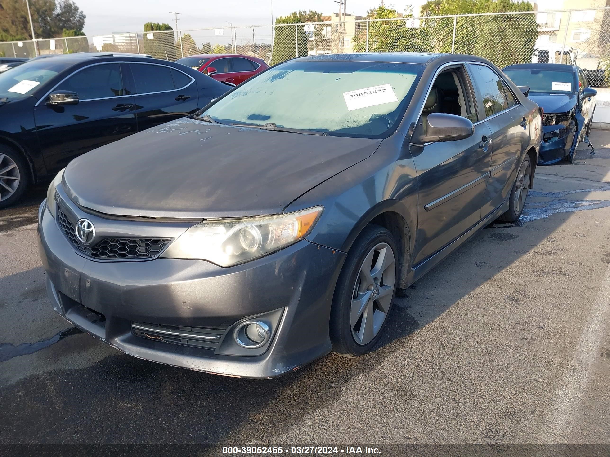 Photo 1 VIN: 4T1BF1FK6EU867582 - TOYOTA CAMRY 