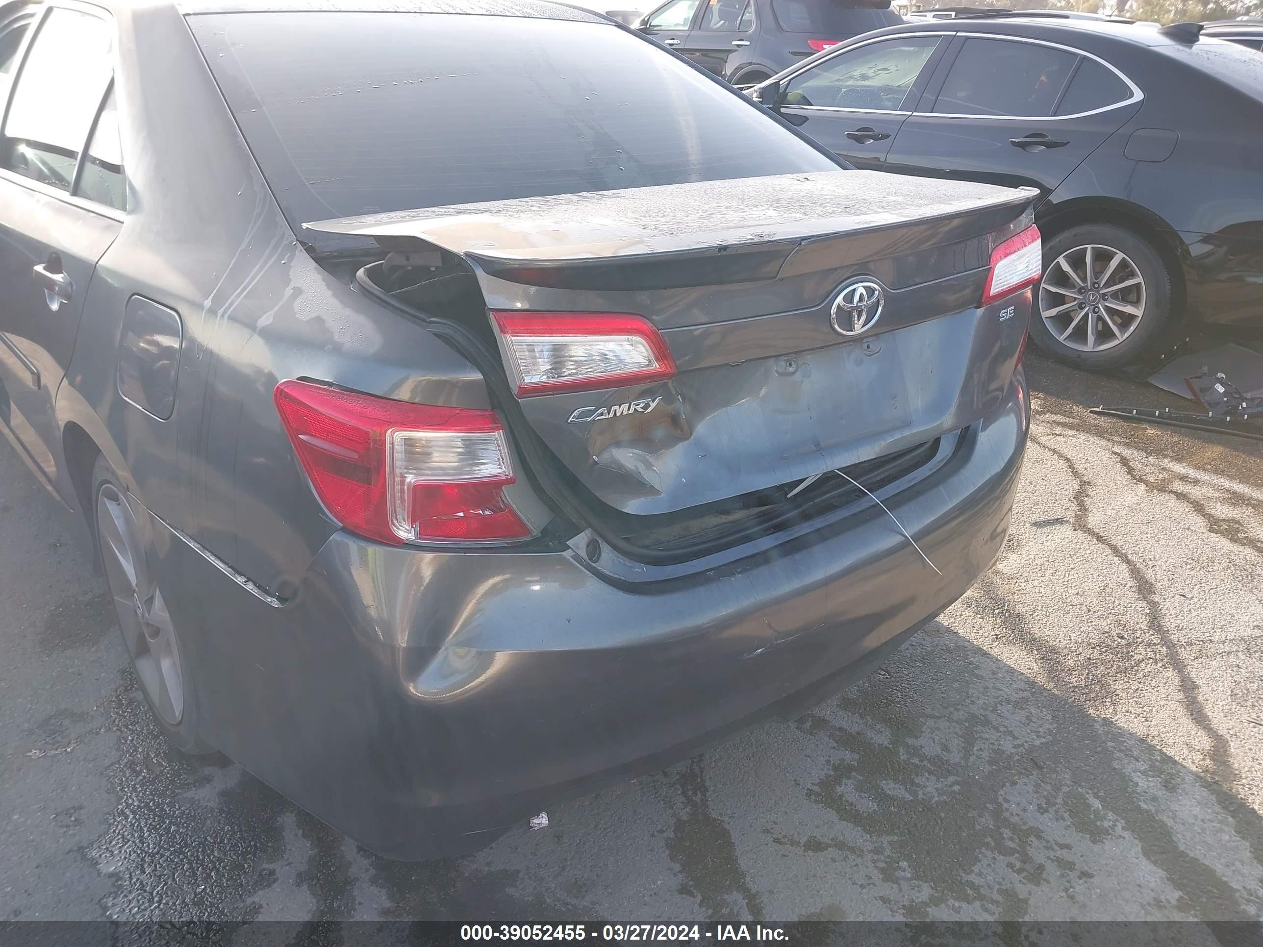 Photo 5 VIN: 4T1BF1FK6EU867582 - TOYOTA CAMRY 