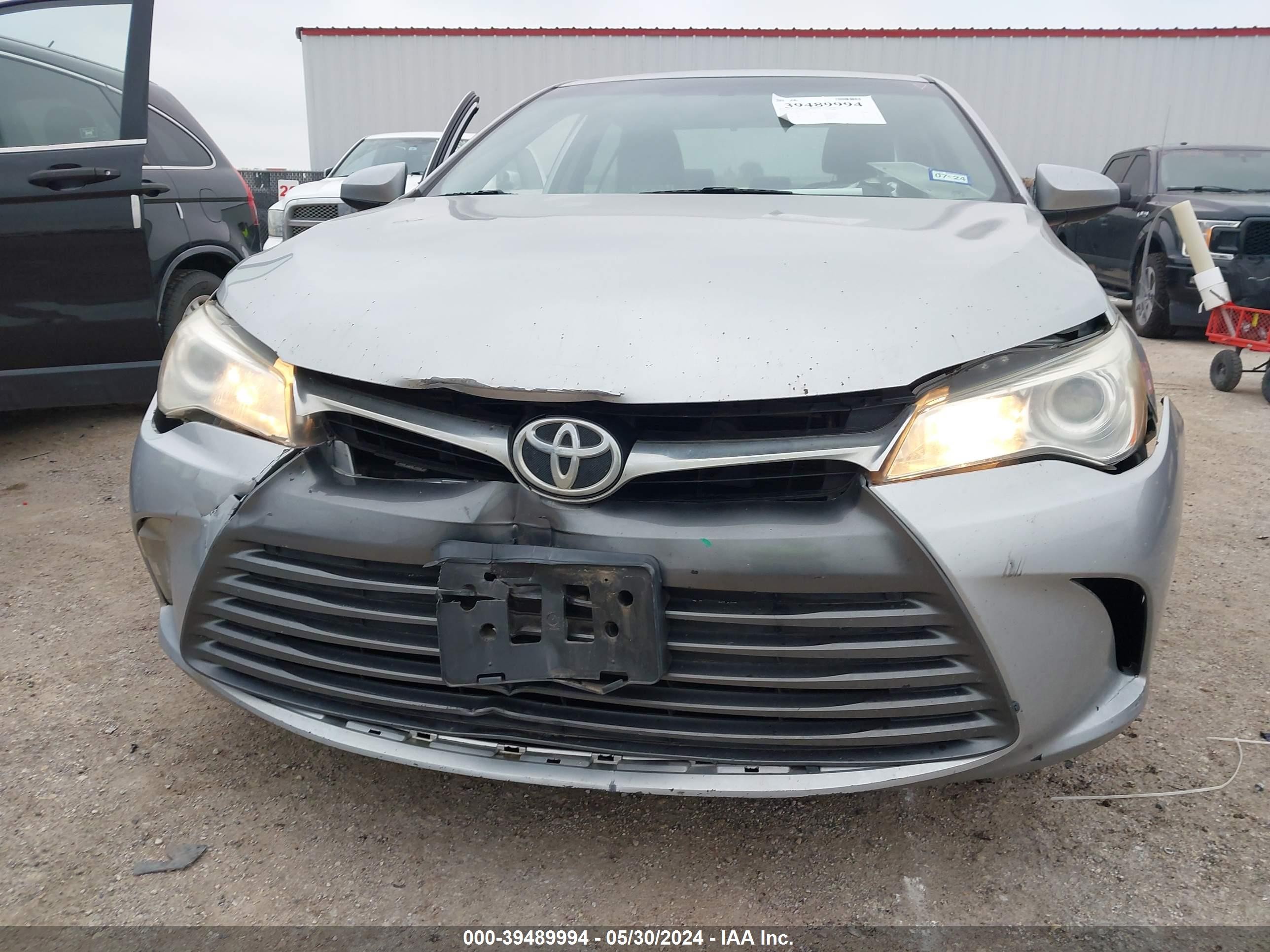 Photo 11 VIN: 4T1BF1FK6FU053515 - TOYOTA CAMRY 